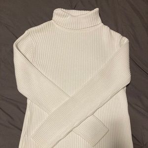 Heavy duty white turtle neck
